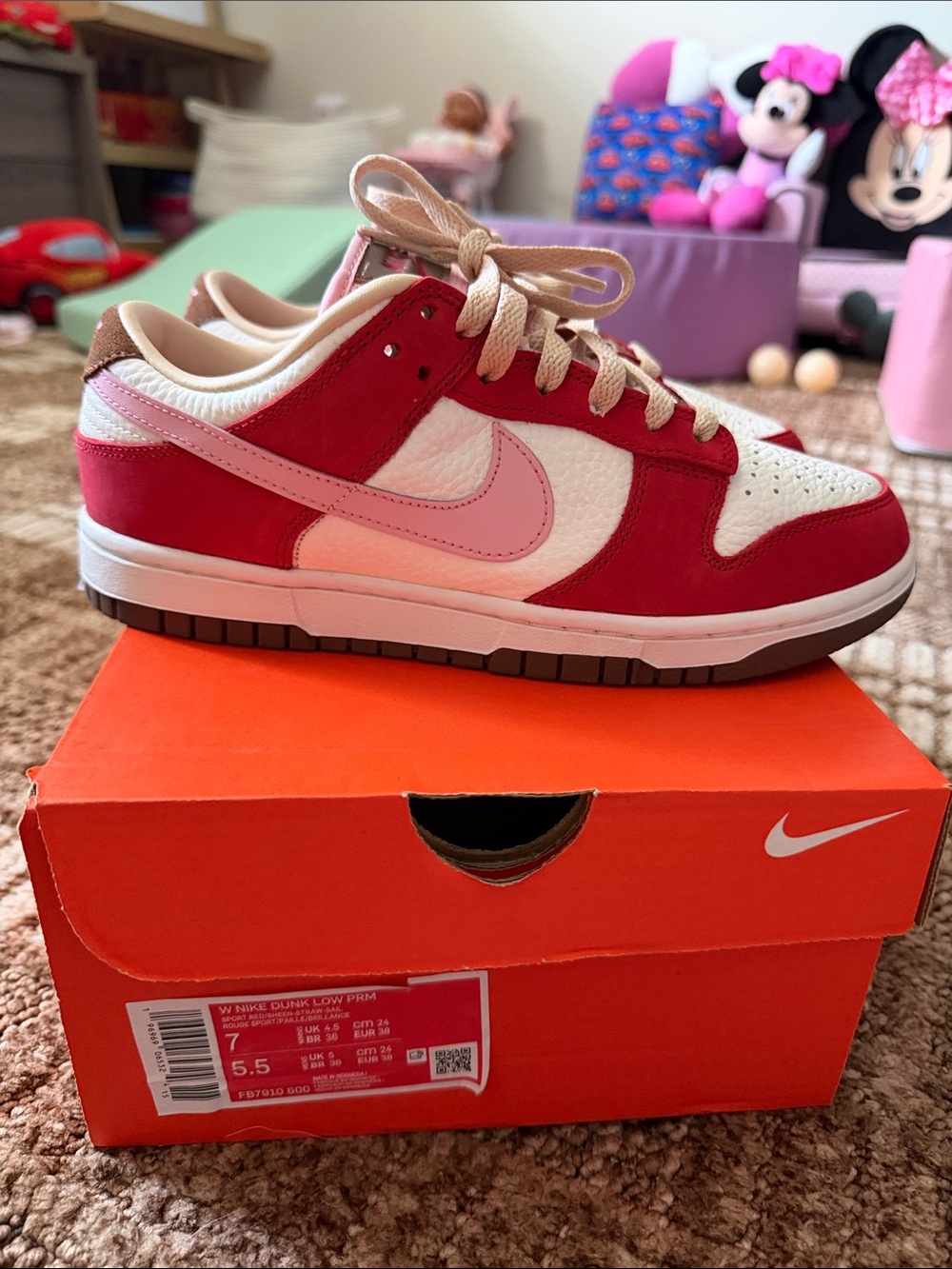 Brand New In Box Women’s Nike Dunk Low “Bacon” Size 7